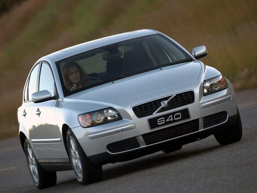 Volvo S40 2004 года  (ZA) (фото 3 из 16)